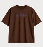 Camiseta oversized Buggy Ambition Above All One Piece – frente, cor chocolate