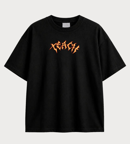 Camiseta oversized Barba Negra Chase the Darkness One Piece – frente, cor preta